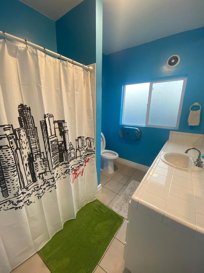 Private Large La Bedroom W Private Half-Bathroom - Ac - Wifi - Private Fridge Near Usc - Exposition Park - Usc Memorial Coliseum - Banc Of California Stadium - Downtown Los Angeles Dtla - University Of Southern California Usc! Εξωτερικό φωτογραφία