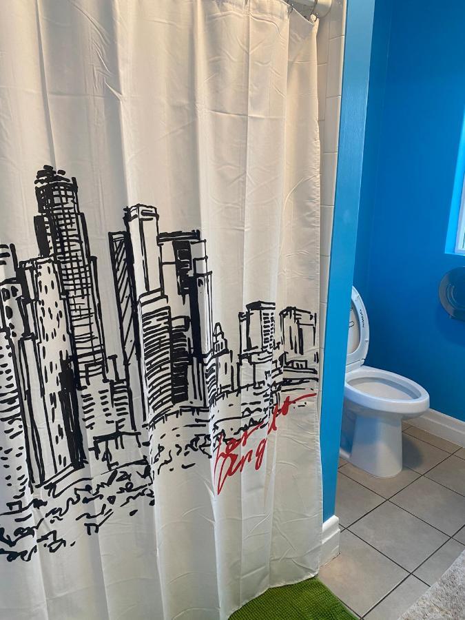 Private Large La Bedroom W Private Half-Bathroom - Ac - Wifi - Private Fridge Near Usc - Exposition Park - Usc Memorial Coliseum - Banc Of California Stadium - Downtown Los Angeles Dtla - University Of Southern California Usc! Εξωτερικό φωτογραφία